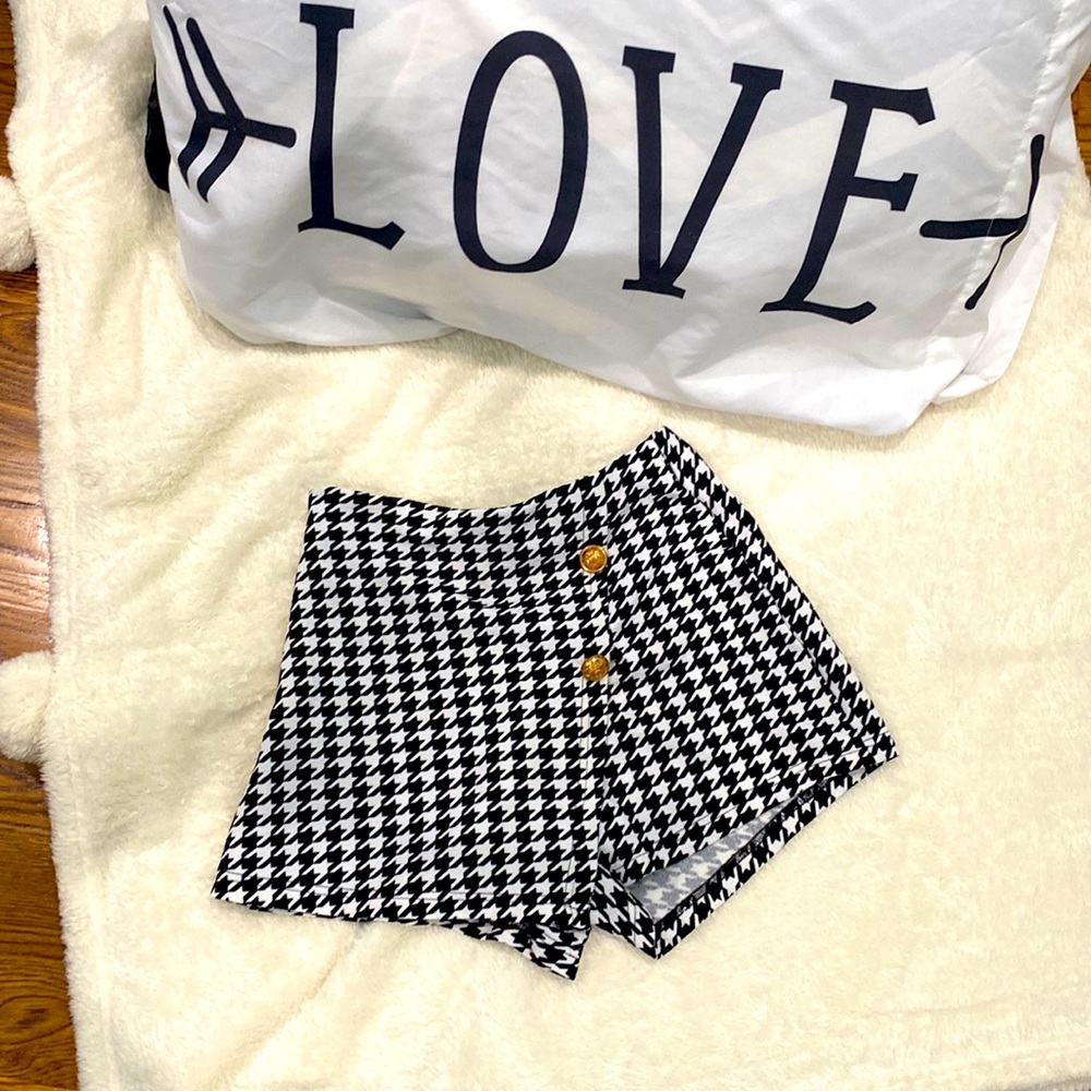 Skirt/short from Shein. XS